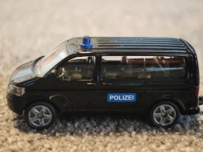 Siku VW T5 Facelift Multivan Polizei / SEK - Bild 1 von 4