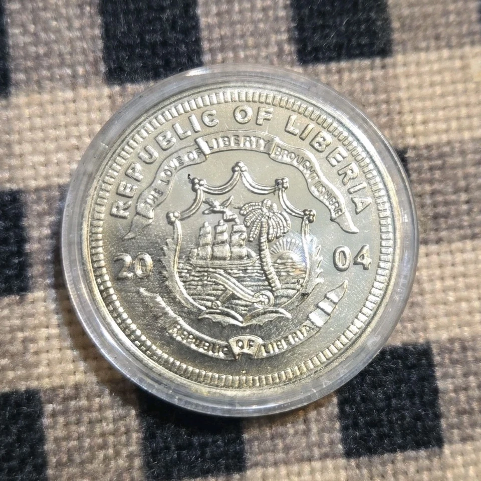 Republic of Liberia 2004 $10 Silver Coin George W. Bush Commemorative - Image 1 of 2