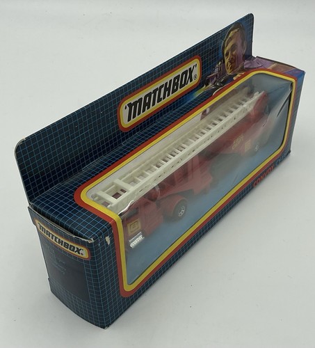 VINTAGE MATCHBOX CONVOY TRUCK CY13 CY 13 PETERBILT FIRE DEPARTMENT LADDER TRUCK - Picture 5 of 9