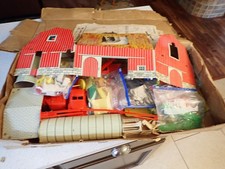 Vintage T. Cohn Mechanical Farm Set 2754 Tin Toy W Box USA Play Set Garden mark