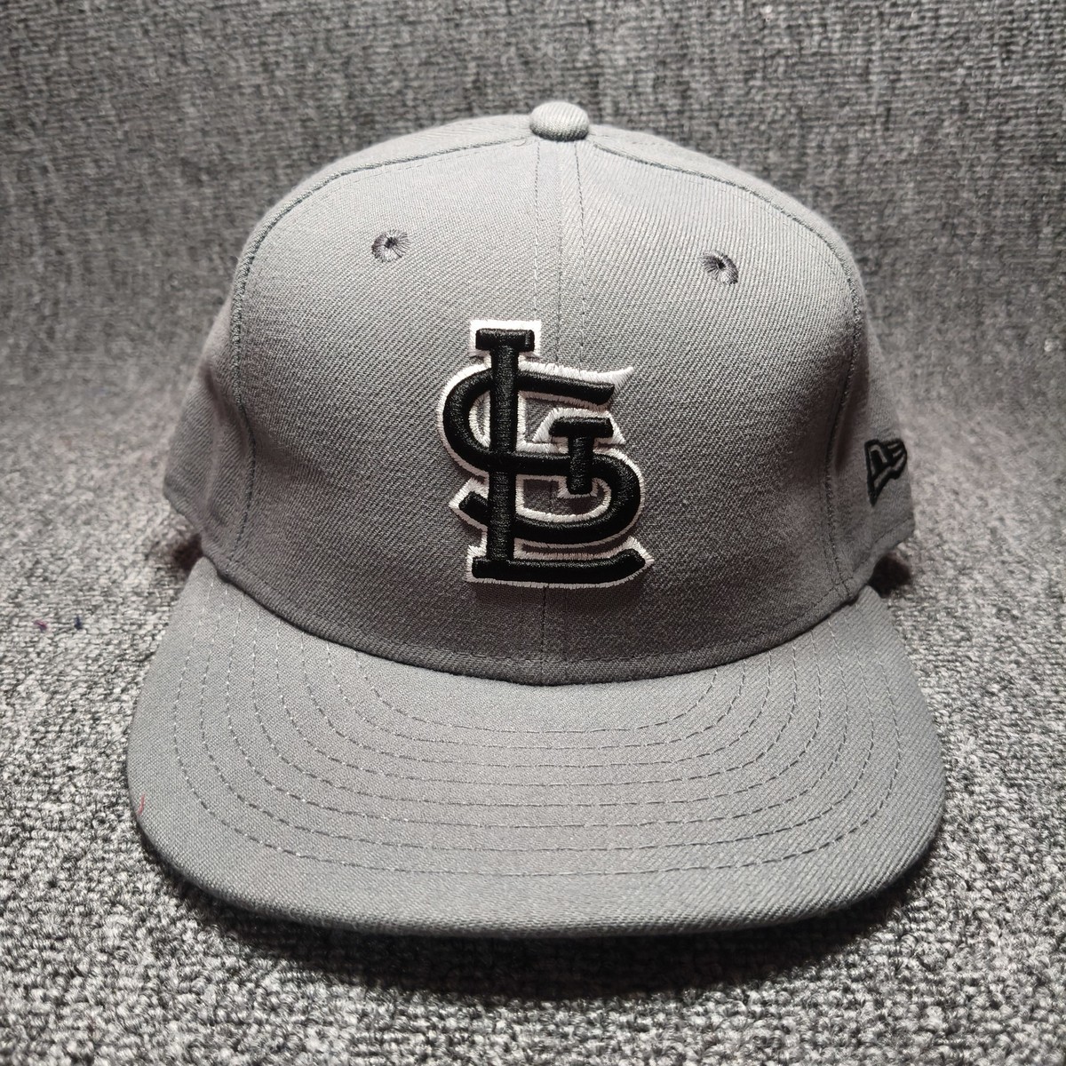 New Era St. Louis Cardinals Gray Snapback Hat MLB STL Logo Cap