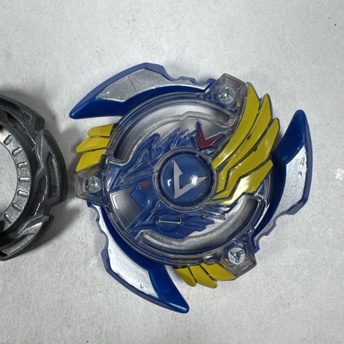 Beyblade Burst Evolution Victory Valtryek V2 C0706 Collectible Anime Bey Toy - Picture 4 of 8