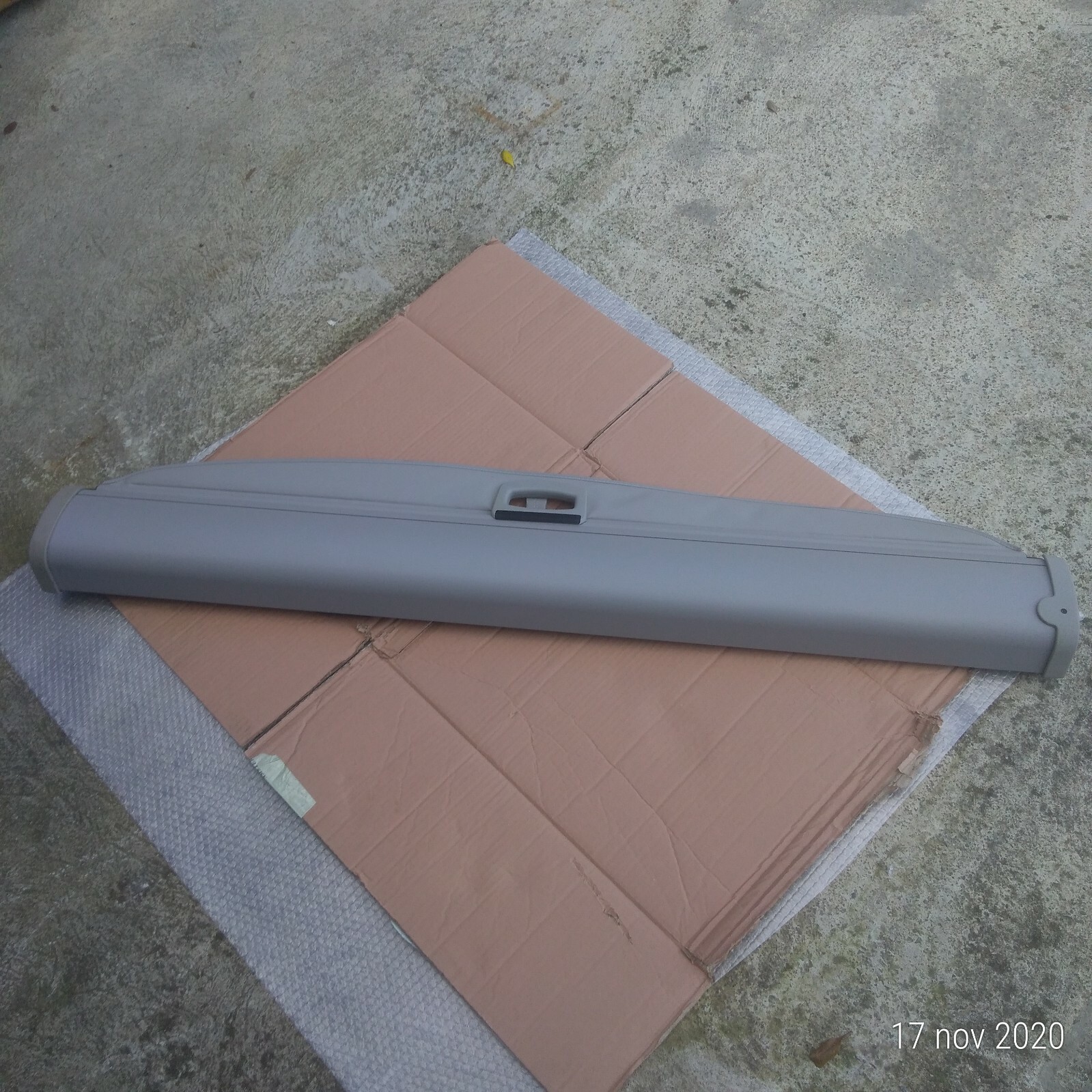 Double Roller Hat Rack Trunk Rear A2118600075 7F72 for MB W211 Models