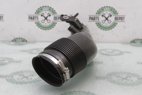 11-16 BMW F10 F07 5 7 SERIES 535i 535i GT AIR INTAKE DUCT OEM - Picture 9 of 15
