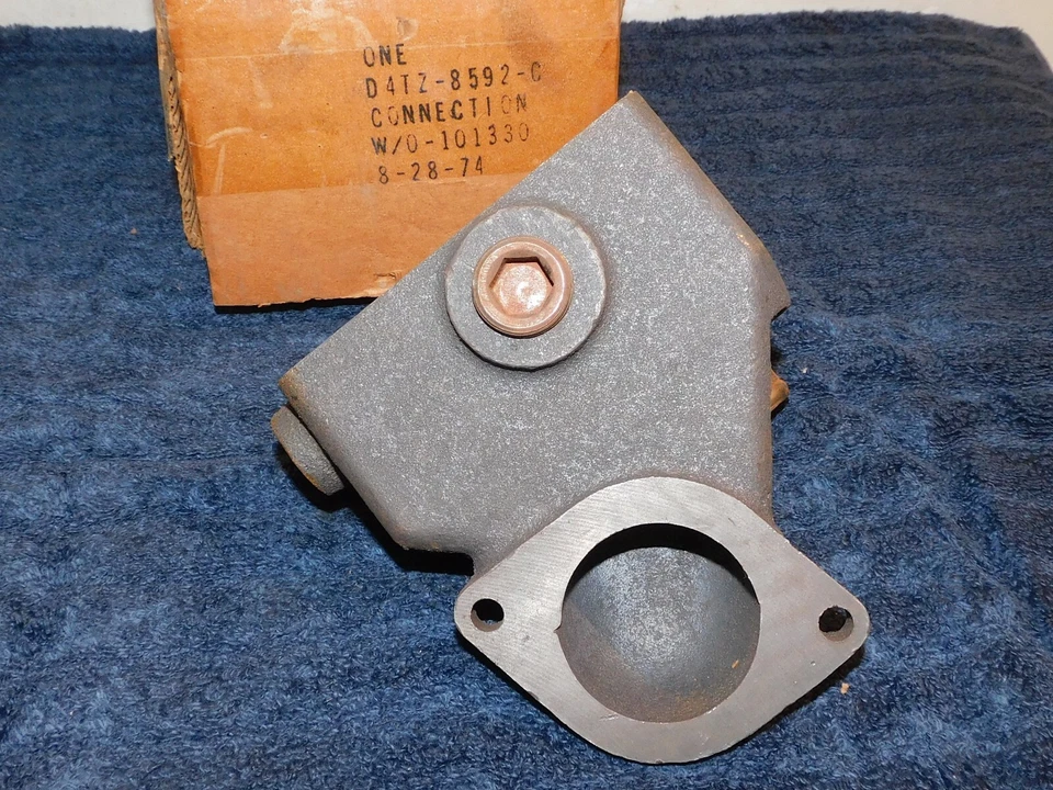 Camión Ford M450 M500 1974-1976 nuevo 460 doble termostato carcasa conector de agua Foto 4 de 4