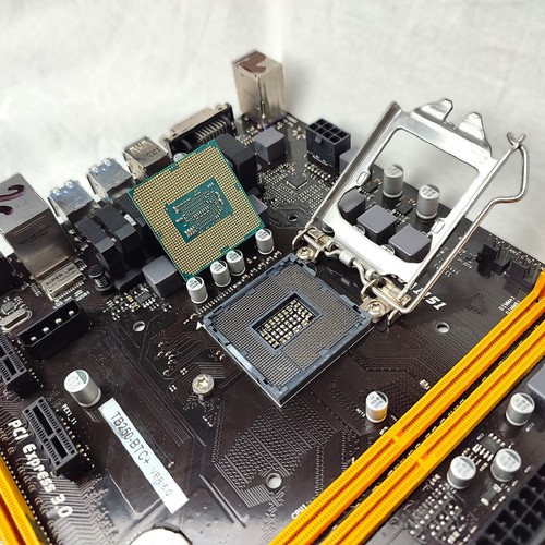 Combo Motherboard Biostar tb250btc + CPU INTEL G4400 + RAM 4Gb DDR4 - Afbeelding 5 van 11