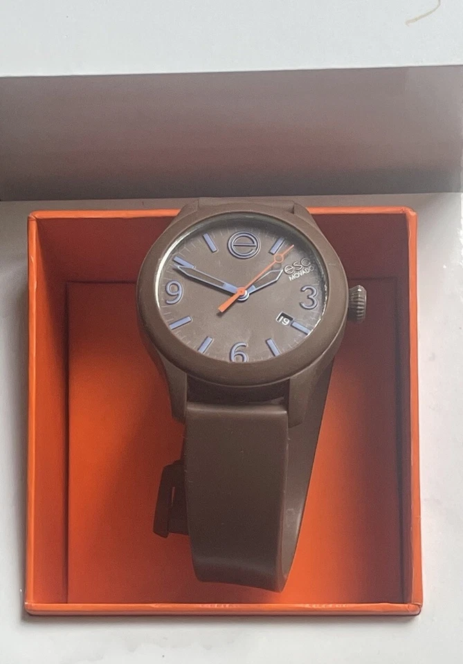 Reloj deportivo de lujo ESQ By Movado para mujer de acero de silicona Swiss Movt/marrón Foto 4 de 4