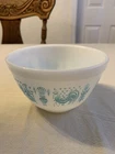 Vintage Pyrex 401  1  1/2 Pint Mixing Bowl Turquoise Aqua Amish Butterprint