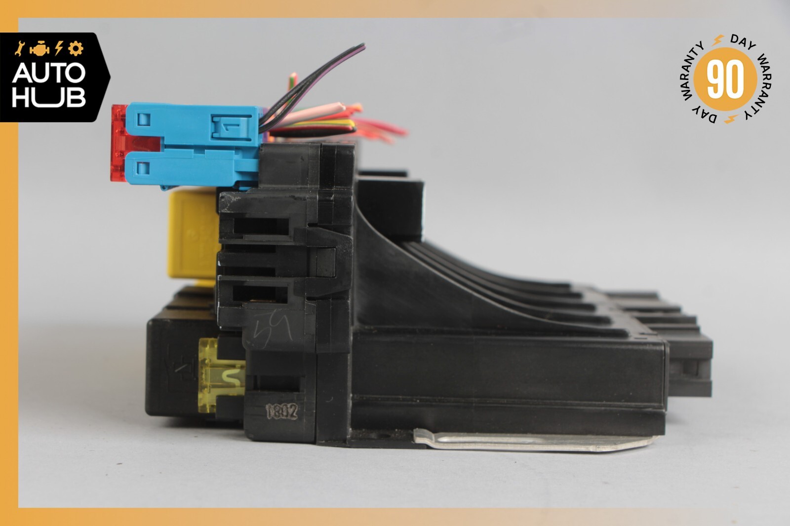 03-12 Mercedes R230 SL500 SL55 Front Left SAM Fuse Box Control Module OEM 78k