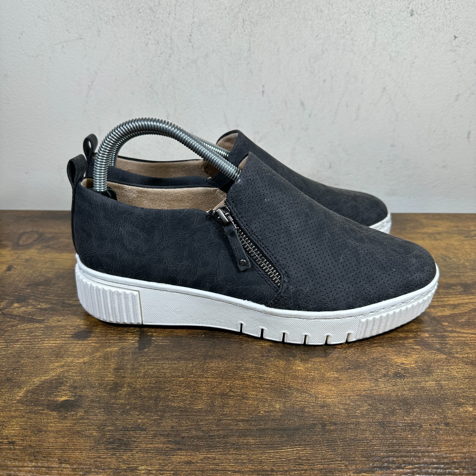 Naturalizer Soul Turner Flats Black White Shoes Women… Gem