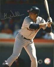 Greg Walker Autographed 8x10 Photo #2 (Schwartz Sports) Greg Walker Autographed 8x10 Photo #2 (Schwartz Sports)