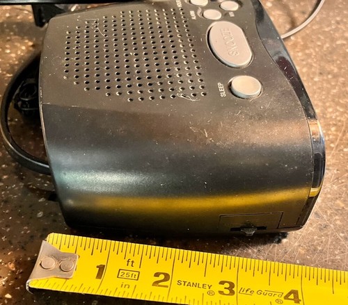 Craig LED Dual Alarm Clock Digital AM FM Radio - Picture 6 of 6
