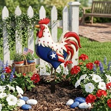 Patriotic Iron Rooster Stake for Outdoor Garden Lawn Decoration 31 x 31 cm