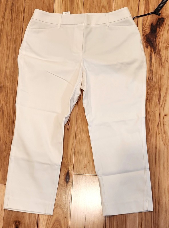 NEW WHBM White House Black Market Perfect Form Straight Crop White Pants Size 10