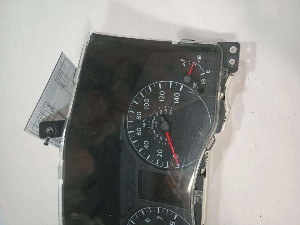 Medidor de velocímetro usado se adapta a: Nissan Nv 3500 2014 clúster MPH grado A Foto 3 de 4