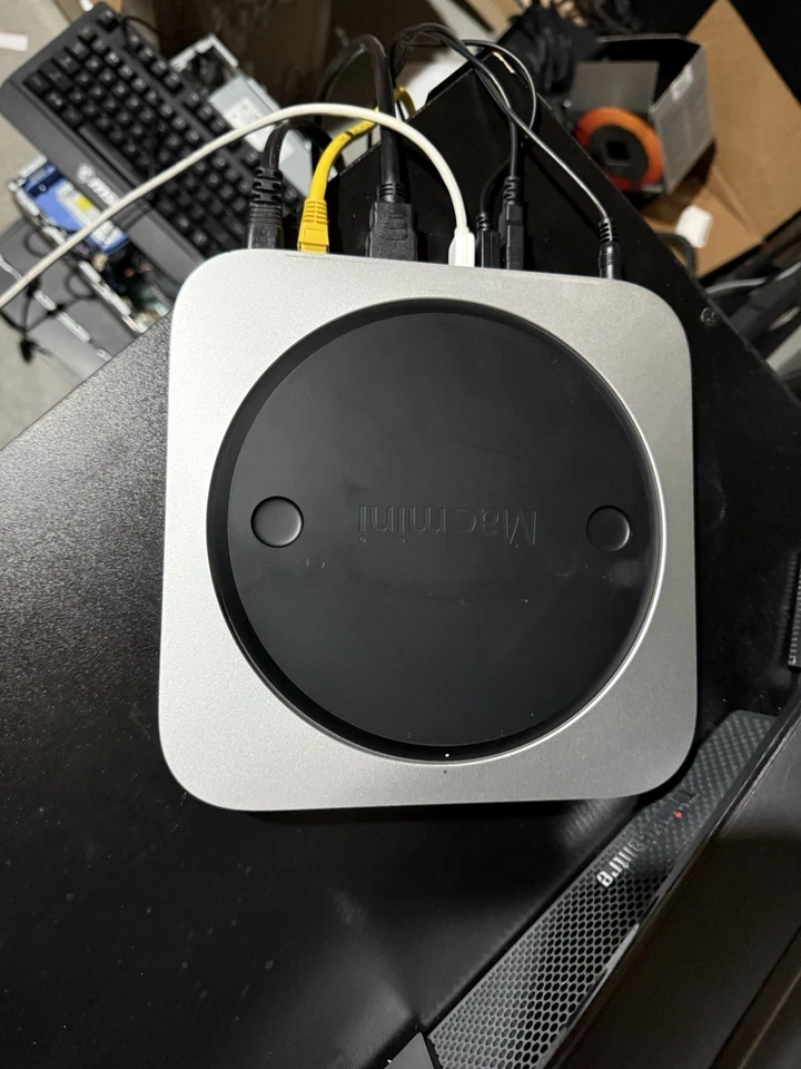 Apple Mac Mini 2010 A1347 2.4GHz Intel C2D, 4GB RAM 120GB SSD, MacOs Monterey. - Image 4 of 4