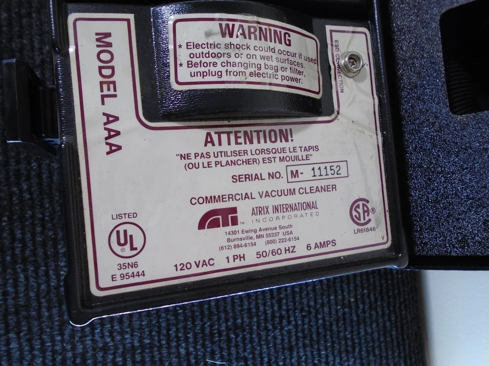 Aspiradora de mano comercial Atrix Omega Vac Supreme 120V 1PH 50/60Hz 6AMP Foto 4 de 4