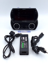 Sony Playstation Portable PSP GO N1004 schwarz Spielekonsole inkl. Stromkabel