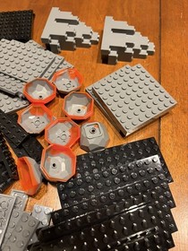 Lego Bionicle Battle of Metru Nui  (8759) Used Incomplete Bulk Parts 2 lb 15 oz