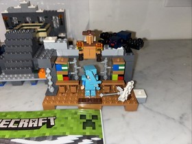 LEGO Minecraft: The End Portal (21124) 100% Complete w/ Manuals & Minifigs