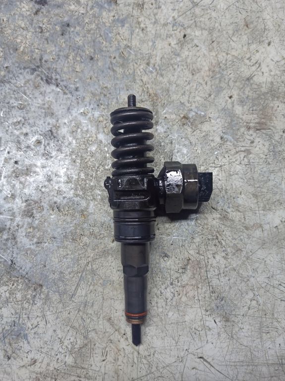 VW VOLKSWAGEN Audi SKODA Seat 1.9 TDI PD 96kw Diesel Fuel Injector 