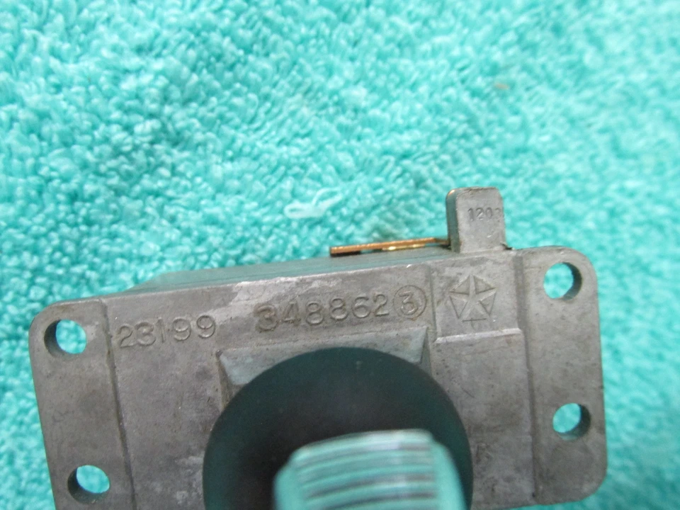 Dodge Polara Plymouth Fury 1972-73 interruptor de limpiaparabrisas de 2 velocidades como nuevo Mopar 217 Foto 3 de 4