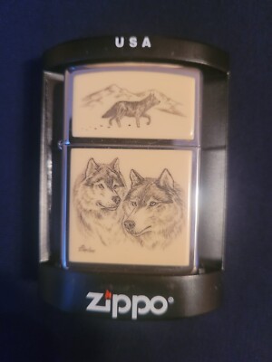 SCRIMSHAW  2007 ZIPPO LIGHTER/ WOLFS  MINT IN  BOX