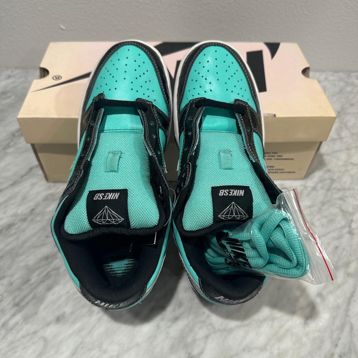 Size 8 - Nike SB Dunk Low Pro x Diamond Supply Co. Tiffany
