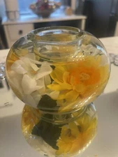 Floating Floral/flowers Tea light Glass Candle Holder 