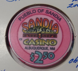 PUEBLO OF SANDIA INDIAN CASINO $2.50 gaming poker chip Albuquerque New Mexico