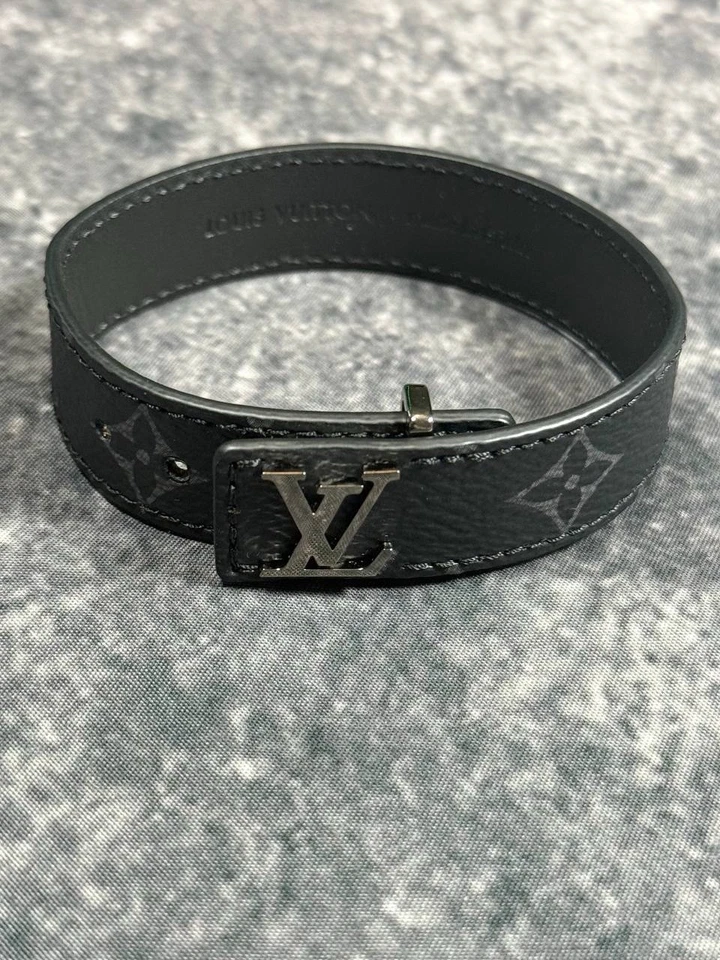 Louis Vuitton Negro LV Pulsera Delgada Ajustable Monograma Eclipse Hombre’s Joyería Foto 3 de 4