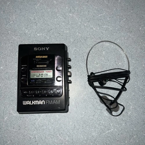 VTG Sony WM-F2085 Cassette Walkman AM FM Radio Belt Clip, READ