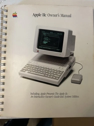 Apple IIc - Classic Vintage Computer