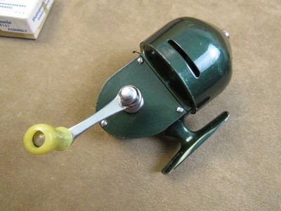VINTAGE SHAKESPEARE 1750 SPIN WONDEREEL CLOSE FACE SPINNING REEL