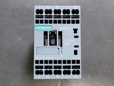 SURPLUS NEW SIEMENS 9 Amp, 3 Pole, 2 NO  2 NC, 24 VAC Coil Contactor