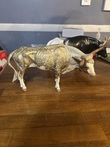 Cm Breyer Longhorn Bull