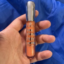 Essence 22 Peaches And Cream Wet Look Lip Glosses Discontinued