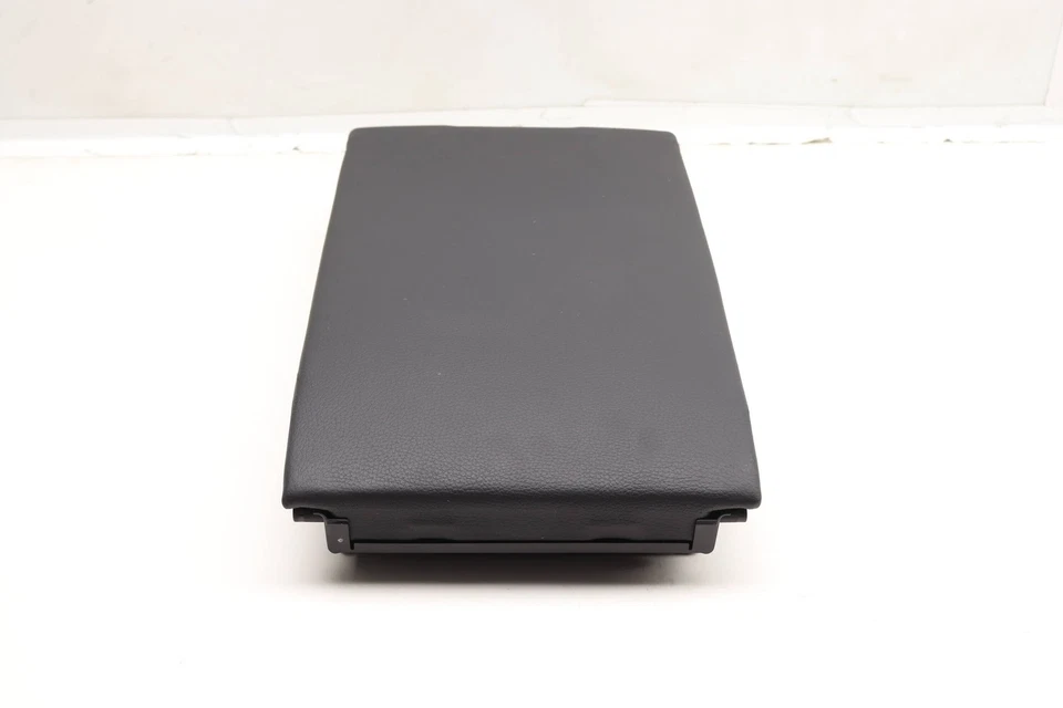 BMW 650I XDRIVE 2013-2019 gran cupé - reposabrazos central trasero / soporte para taza Foto 4 de 4