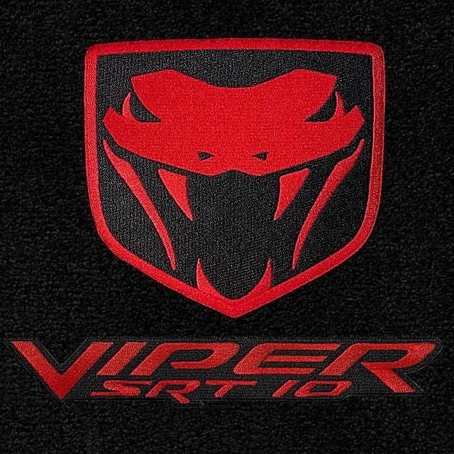 TAPETES DE ASSOALHO LLOYD Velourtex 2004 a 2006 Dodge Ram 1500 SRT-10; logotipos/encadernação vermelhos - Imagem 3 de 4