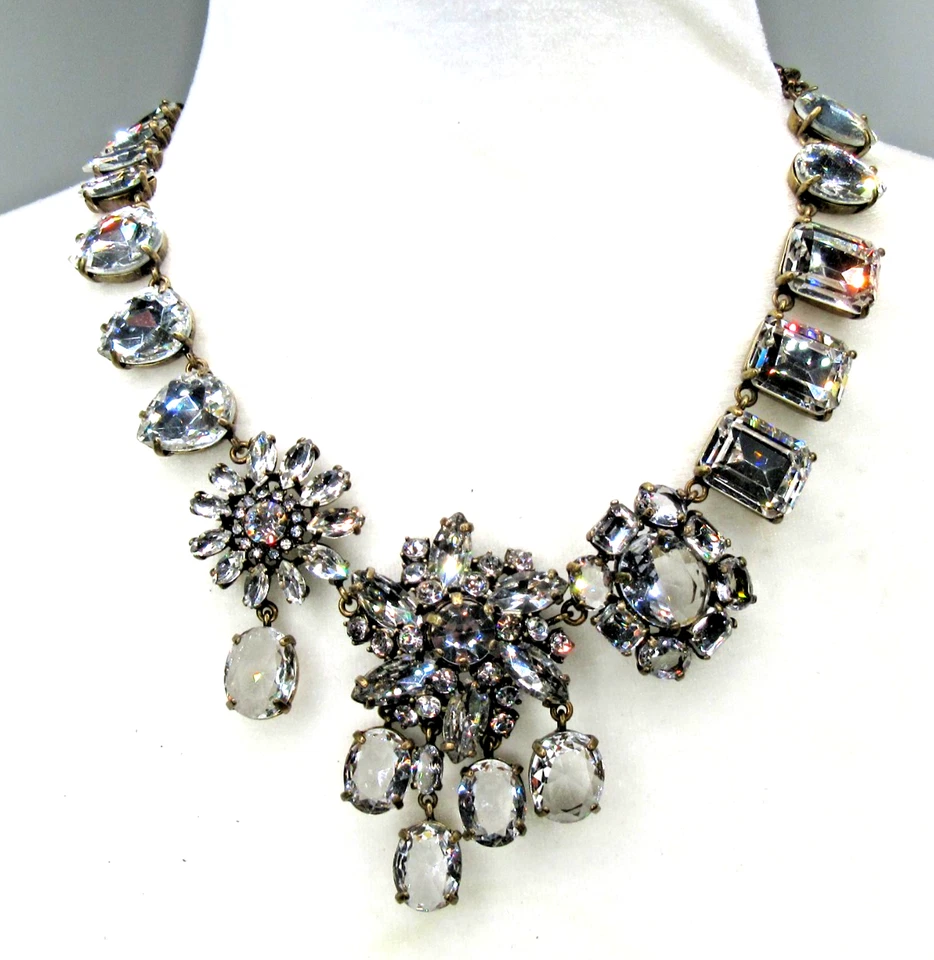 J. Crew 项链声明透明水晶格鲁吉亚里维埃不对称花卉 — 第 2/4 张图片