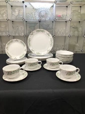 Holiday Charm by Gibson - 20pcs Set of Holiday Dinnerware