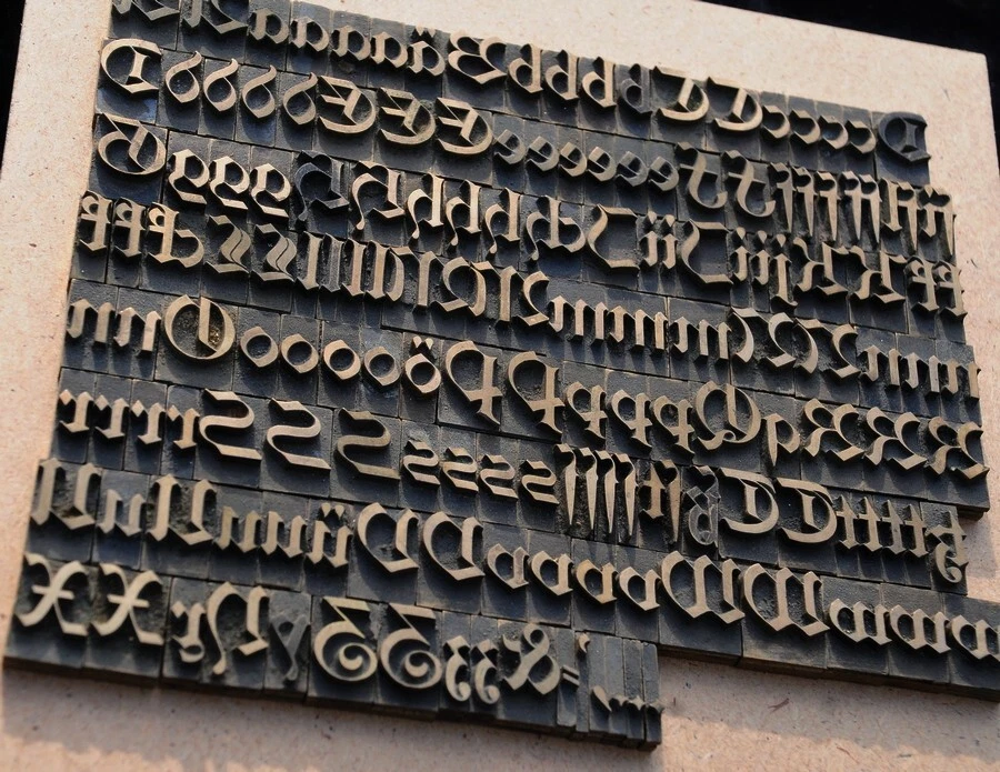Prägeschrift 14 mm Messingschrift Buchbinder Messing Prägen Vergolden Fraktur