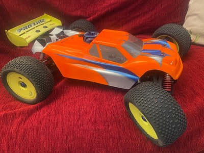 Mugen Seiki MBX5T Vintage 1/8 RC Nitro Truggy mit LRP Z21R *sehr schön*