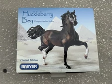 RARE New NIB Breyer Horse Huckleberry Bey Arabian Resin JCPenney Holiday SR 1999