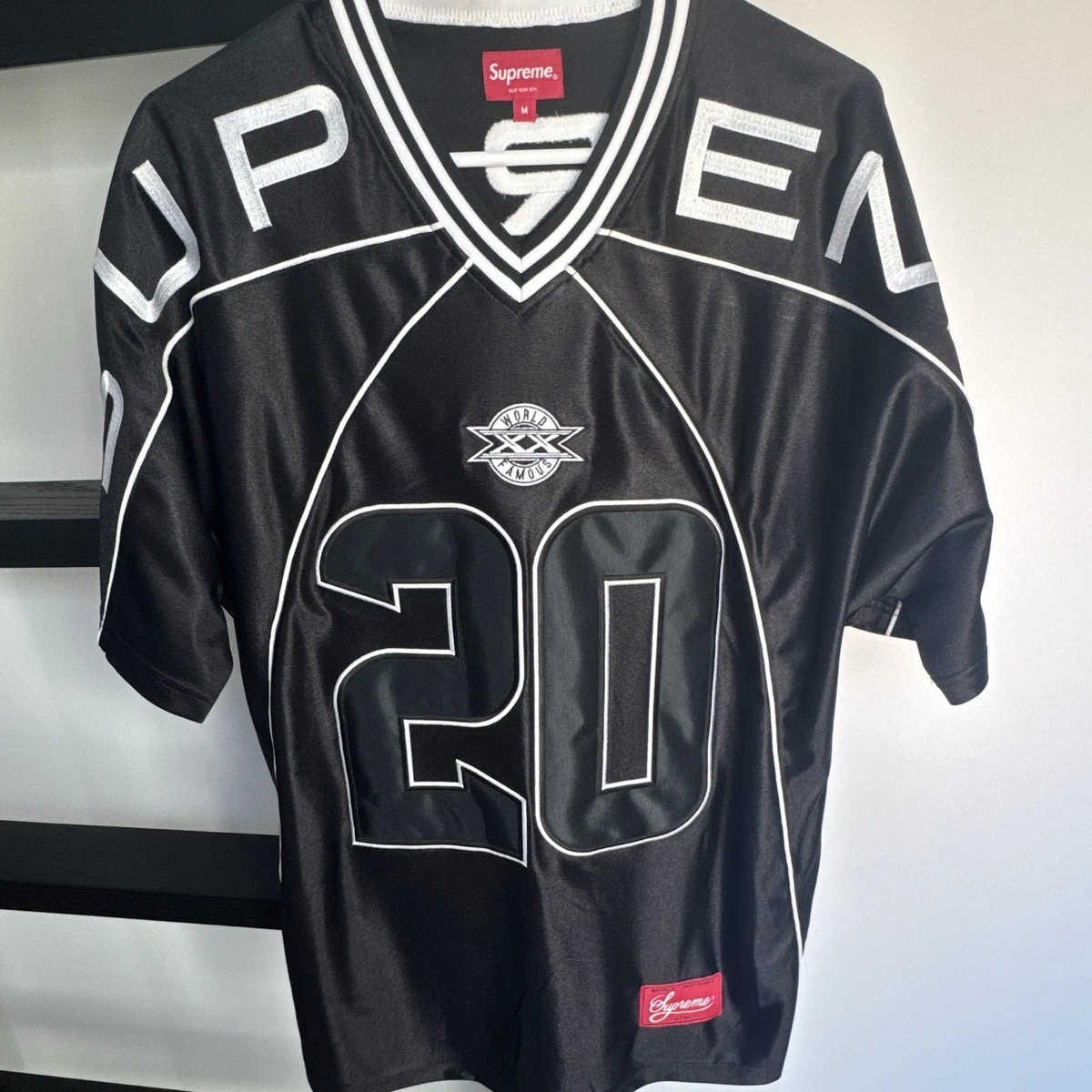 Supreme メッシュアメフトジャージ　黒　M Supreme Mesh Black Activewear Tops for Men for Sale | Shop Men's