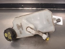 Maître-cylindre de frein Ford FOCUS