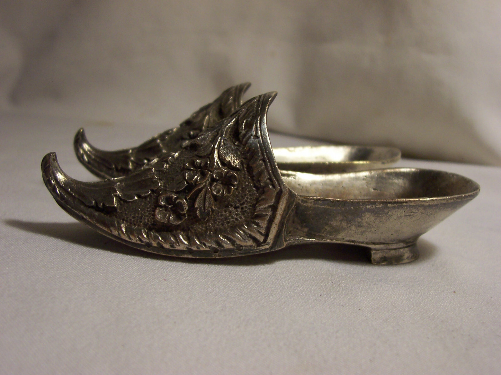 CHAUSSURES miniatures BRONZE argenté style Oriental XIXème FLEUR Vide bague HEET, grote waarde