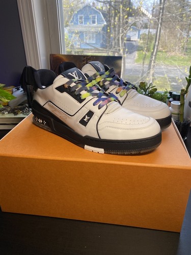 Black Trainer Sneaker Size LV 