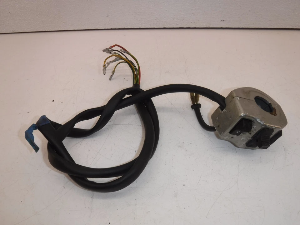 SUZUKI BOULEVARD INTRUDER 800 VOLUSIA MERODEADOR SALVAJE 650 CLIP IZQUIERDO EN MANGO Foto 3 de 4