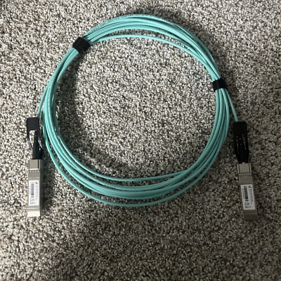 Ubiquiti UACC-AOC-SFP10-5M Long-range Direct Attach Cable 10 Gbps - 16.40 ft